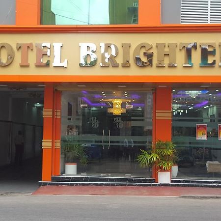 Brighten Hotel Colombo Exteriör bild